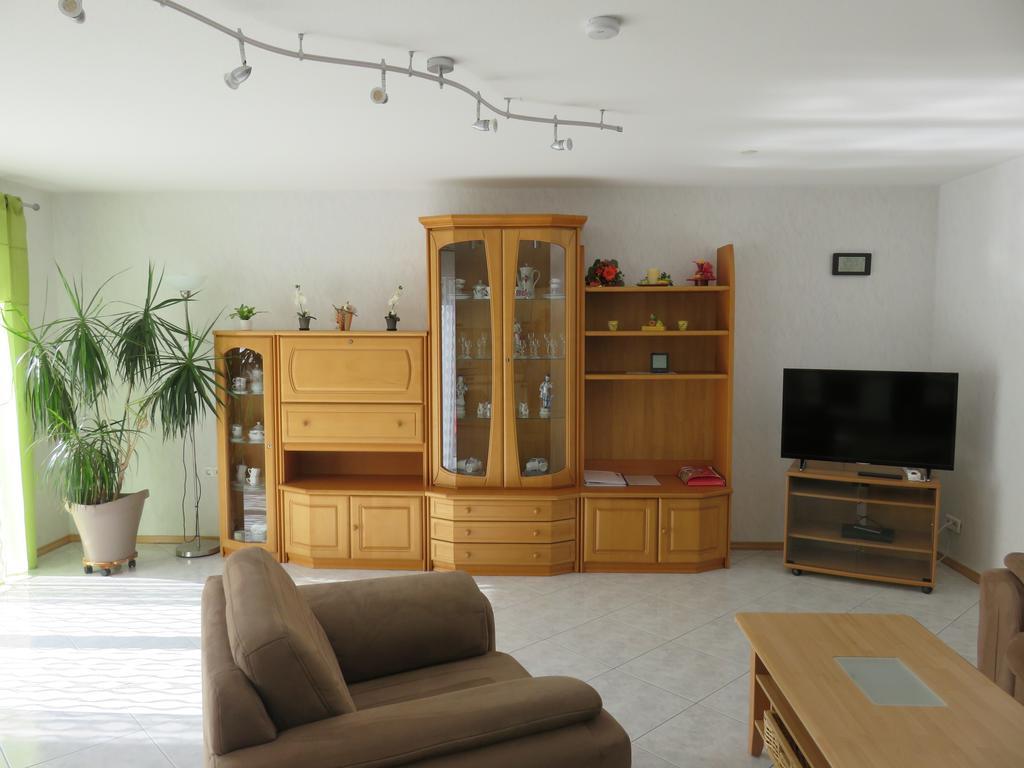Ferienwohnung Strak Эттенхайм Экстерьер фото